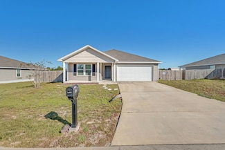 12 Lockwood Way W, Defuniak Springs, FL 32435