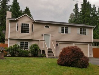 18649 SE 162nd St, Renton, WA 98058