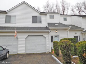 18 Ginger Dr, Lumberton, NJ 08048