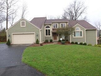 3691 Fawnrun Dr, Cincinnati, OH 45241