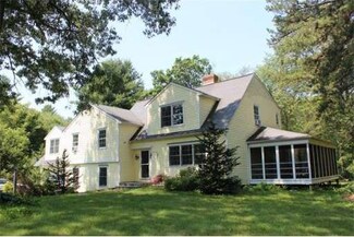 10 Stoneybrook Rd, Sherborn, MA 01770