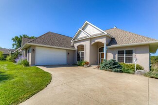 340 Trailstone Dr SW, Cokato, MN 55321