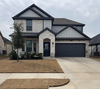 136 Camp Fire Dr, Waxahachie, TX 75165