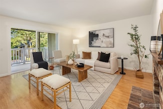 8652 164th Ave NE Unit C109, Redmond, WA 98052