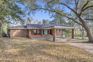 13500 Pine Rd, Ocean Springs, MS 39564