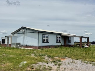 17871 E 1200 Rd, Erick, OK 73645
