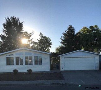 2661 Yosemite Ct NE, Salem, OR 97305