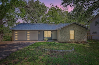 906 Hermitage Dr, Austin, TX 78753