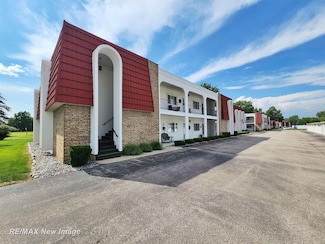 205 Kennely Rd Unit A2, Saginaw, MI 48609