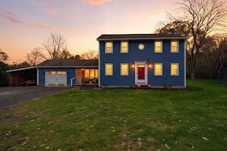 387 Southwick St, Feeding Hills, MA 01030