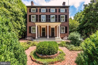 74 Old York Rd, New Hope, PA 18938