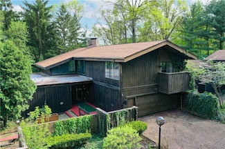 285 North Rd NE, Warren, OH 44483