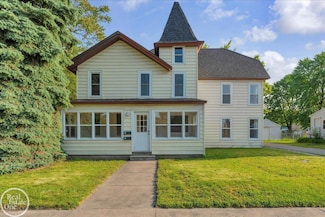 823 Beard St, Port Huron, MI 48060