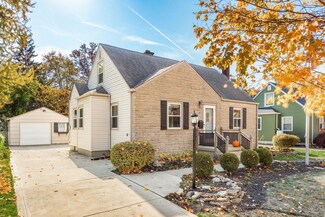 481 Chatham Rd, Columbus, OH 43214