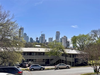 808 Winflo Dr Unit 208, Austin, TX 78703