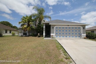 1867 Shannon St NW, Palm Bay, FL 32907