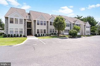 69 Bridgewater Dr Unit 122A, Marlton, NJ 08053