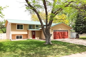 715 E Hale St, Holyoke, CO 80734