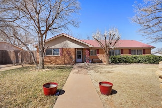 502 4th St, Meadow, TX 79345