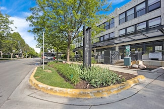 1111 W 15th St Unit 224, Chicago, IL 60608