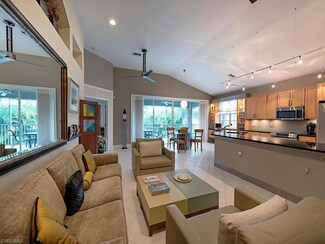 7120 Timberland Cir Unit 202, Naples, FL 34109
