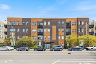 2951 N Clybourn Ave Unit 308, Chicago, IL 60618