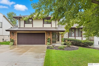 15315 Westchester Dr, Omaha, NE 68154