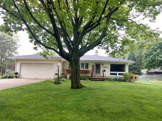 105 S Prentice St, Evansville, WI 53536