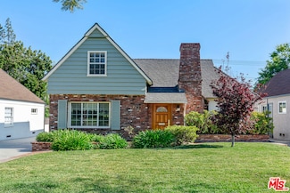 2338 Paloma St, Pasadena, CA 91104