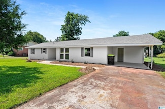 1008 Dogwood Cir, Sylacauga, AL 35150