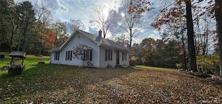 87 Parker Rd, Narrowsburg, NY 12764