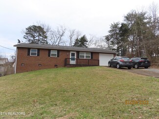 3416 Tonya Dr, Powell, TN 37849