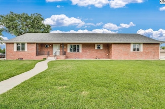 42 Detroit Dr, South Hutchinson, KS 67505