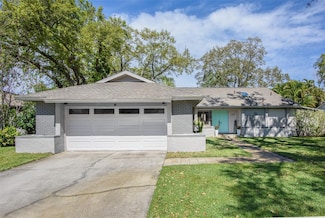 1685 Colleen Dr, Belle Isle, FL 32809