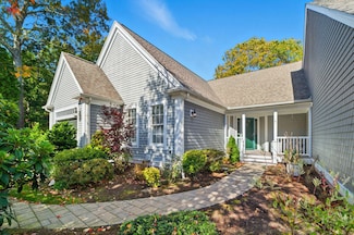 5 Darby Point Unit 5, Mashpee, MA 02649