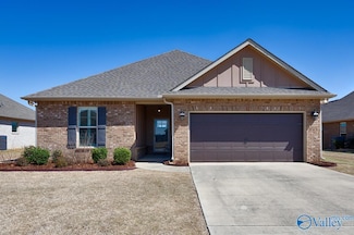 17476 Fieldway Cir, Harvest, AL 35749