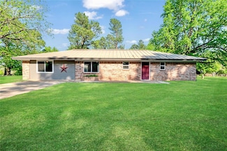 127 Farm Road 1499, Paris, TX 75460
