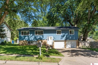307 Kayleen Dr, Bellevue, NE 68005