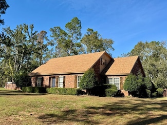 902 E Grossman Dr, Vidalia, GA 30474