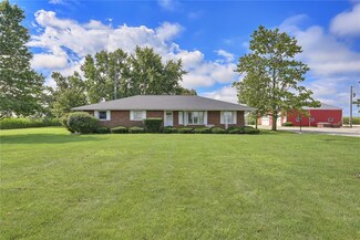 1055 E State Route 133, Arcola, IL 61910