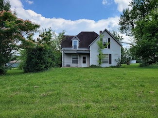 702 Redwood Dr, New Bloomfield, MO 65063
