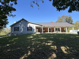 8336 Horseshoe Rd, Cross Plains, TN 37049