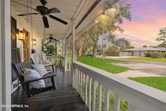 5160 Arapahoe Ave, Jacksonville, FL 32210