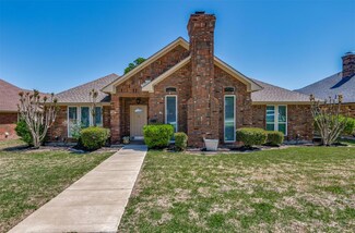 3804 Cromwell Dr, Carrollton, TX 75007