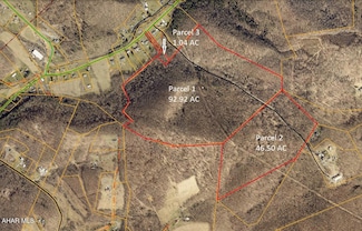 000 Breezy Heights Ln, Freedom Township, PA 16635