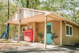 181 Elk Run Rd, Pocono Lake, PA 18347