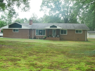 1186 E Reed Rd, La Fayette, GA 30728