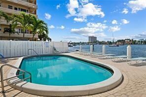 95 N Birch Rd Unit 402, Fort Lauderdale, FL 33304