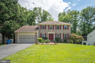 8007 Sandburg Ct, Dunn Loring, VA 22027