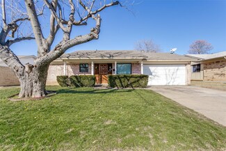 331 Ridgeway Cir, Lewisville, TX 75067